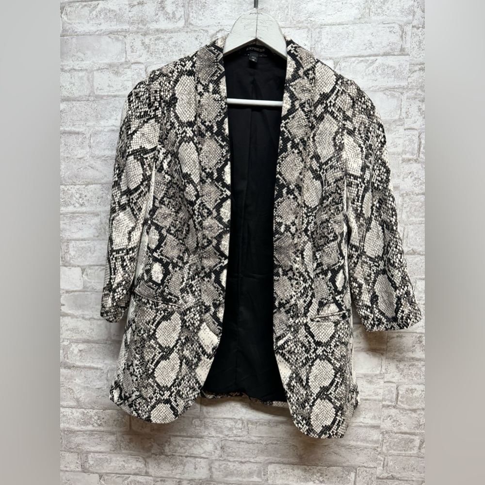 Snake Print Womens Blazer Jacket - Black & White